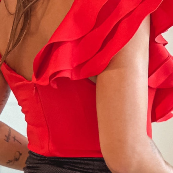 NWOT Red Ruffle Bodysuit - Picture 4 of 7
